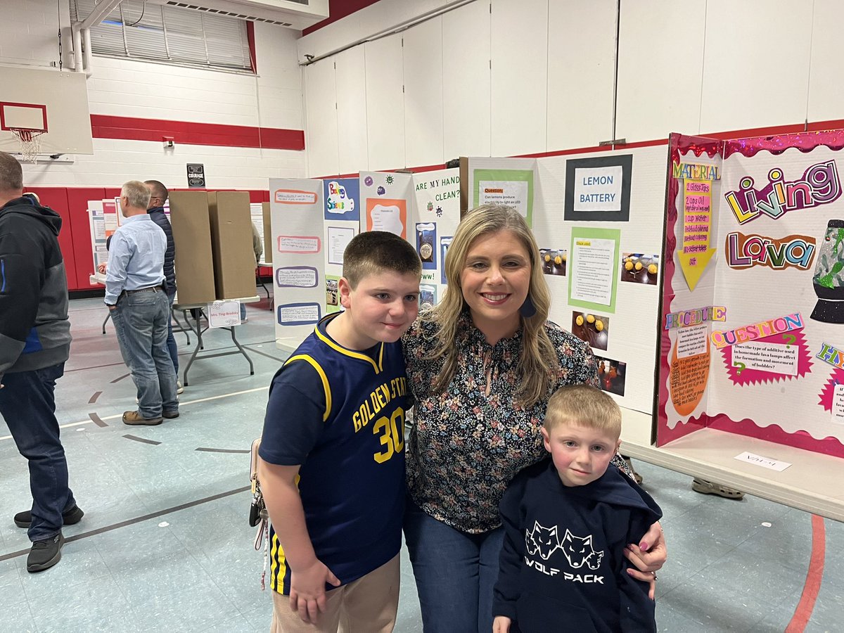 jfkeipride's tweet photo. Thank you to everyone who joined us last night for JFK’s Education Celebration! EIPRIDE FOREVER #eipride @eischools https://t.co/CIf6FA1H5z