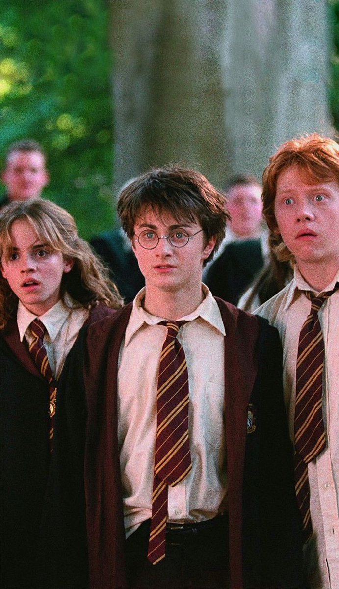 agi_council's tweet photo. Us after seeing our first bencher introvert classmate going on prom with a partner🫨 https://t.co/qHWRBl4TXi
