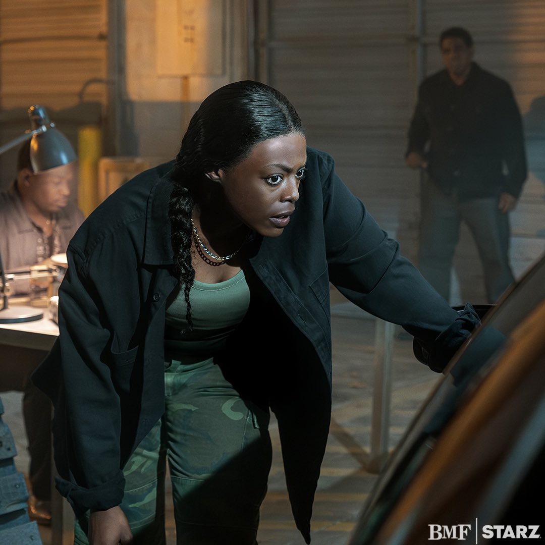 BmfTVWriters's tweet photo. BMF EP. 305: "The Battle of Techwood" written by the mind of @WriterLe premieres this Friday at midnight on @STARZ!  #BlackMafiaFridays #BMF #BMFStarz https://t.co/rXbsXMxorX