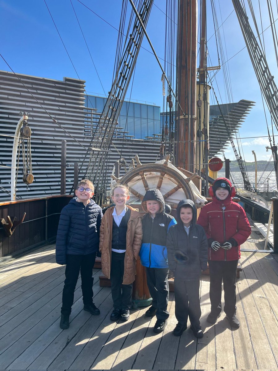 NewbiggingPS's tweet photo. We had a school trip to the @DiscoveryDundee to learn about life as a Polar explorer and the Discovery's journey to Antarctica. We had a fantastic time and learned lots. #successfullearners https://t.co/QsYBxMczdA