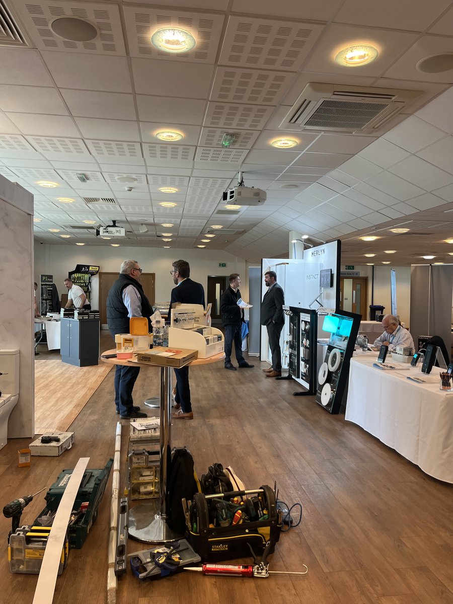 . @Bradfords_Build are here today for their Instinct Launch 🚀 We always love working with Bradfords, and it's great to see how they have set up in our Estuary Suite 🙌 👇More info about how to book an event 📧 events@sandypark.co.uk
