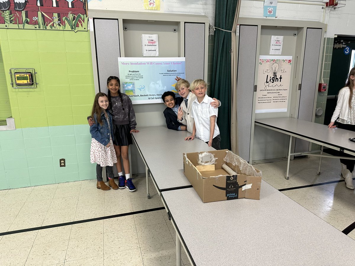 MpsPerce's tweet photo. 4th Grade STEM Showcase today! I am SO proud of my students. Way to go!!! https://t.co/hxFj4mv4oI