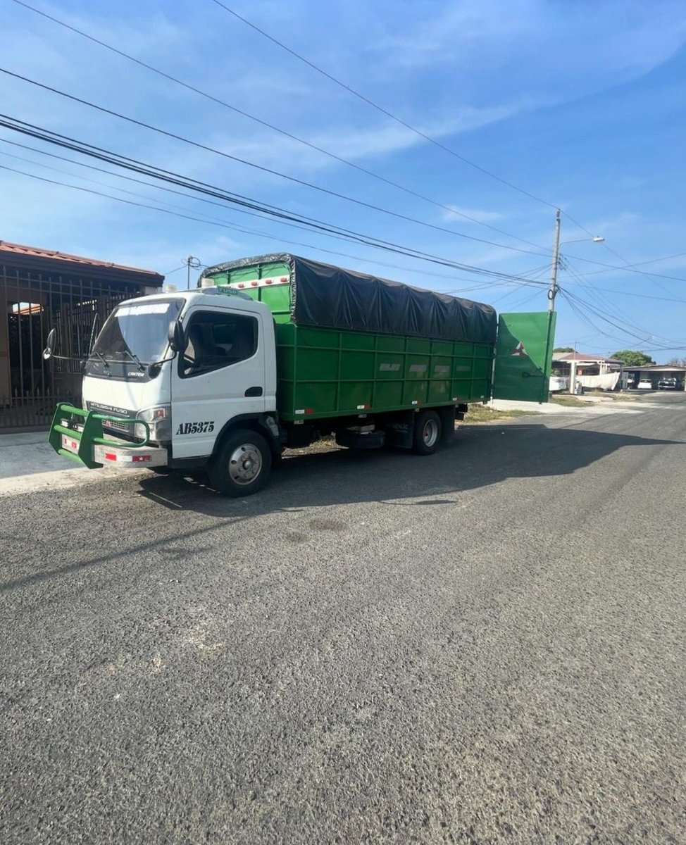 VanessaY11's tweet photo. Servicios y alquileres Yova🚛 disponible para viajes, acarreos, mudanzas, etc... A nivel nacional. Contacto 6625-9824
#acarreos #viajes #mudanzas #NivelNacional https://t.co/23gfXD9zmn