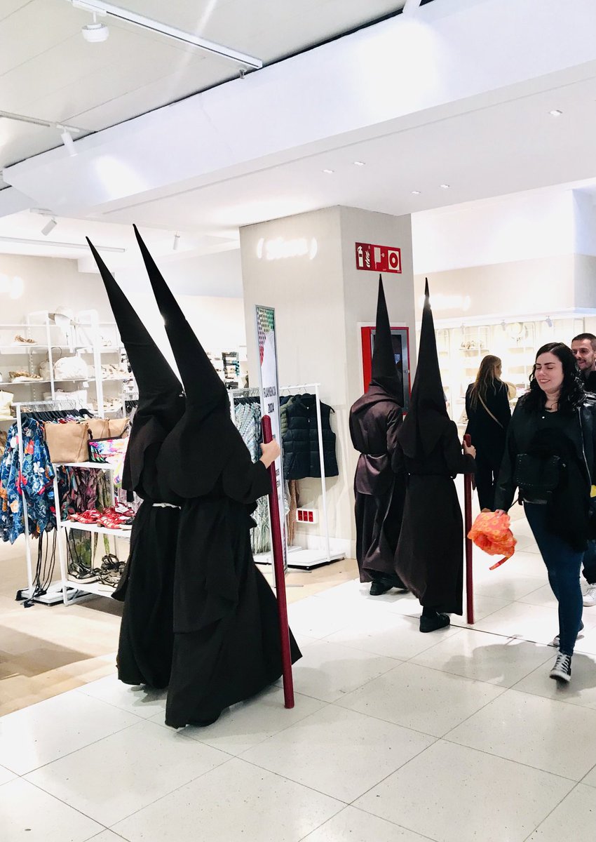 edisev's tweet photo. Ya es primavera en El Corte Inglés. 📷 Propia https://t.co/JXvoYlfuiF