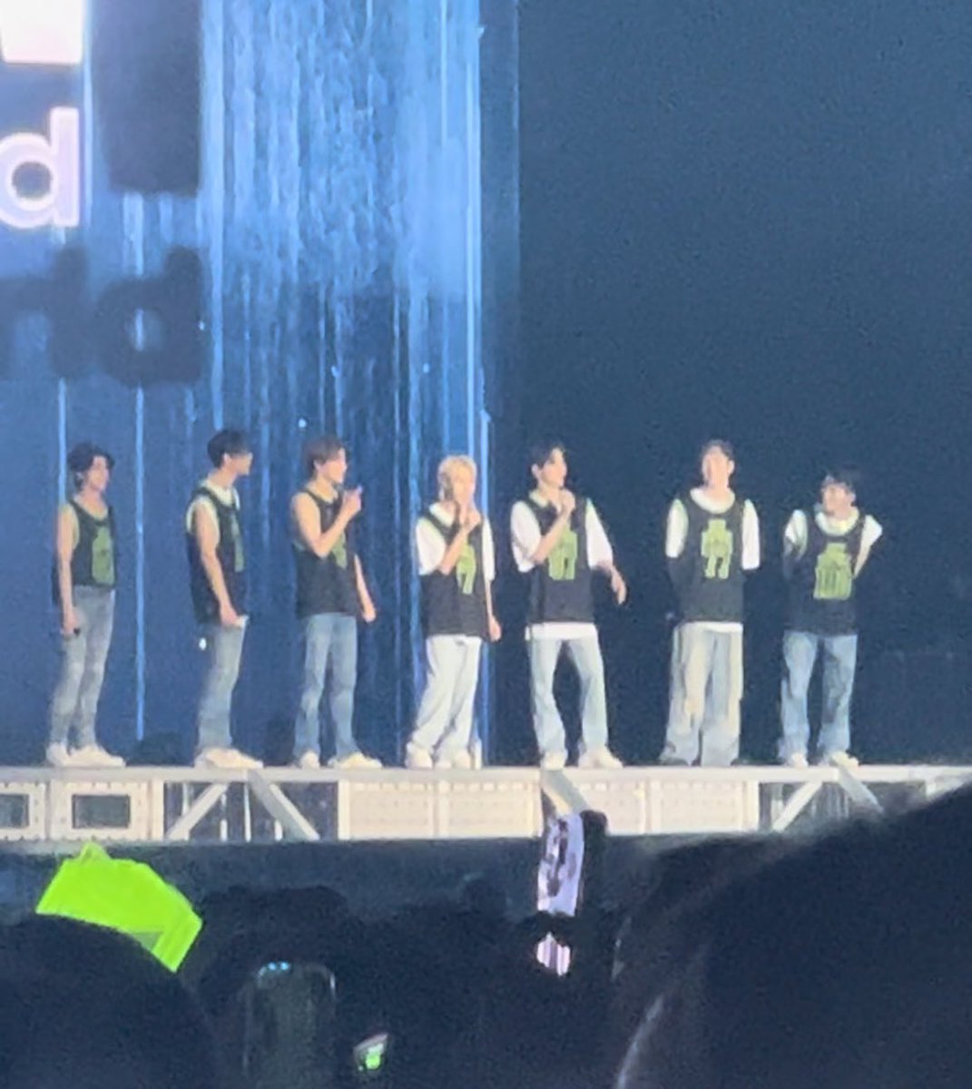 r_bb_iii's tweet photo. 주인장의 경험으로 끄적이는 콘서트 티켓팅 꿀팁

시도해보시길!! 엥시리뿐만 아니라 다른 그룹 콘서트 도와줄 때도 요롷게 했어요👏👏🕺🏻

타래로 끄적 https://t.co/k8rBh66DTK