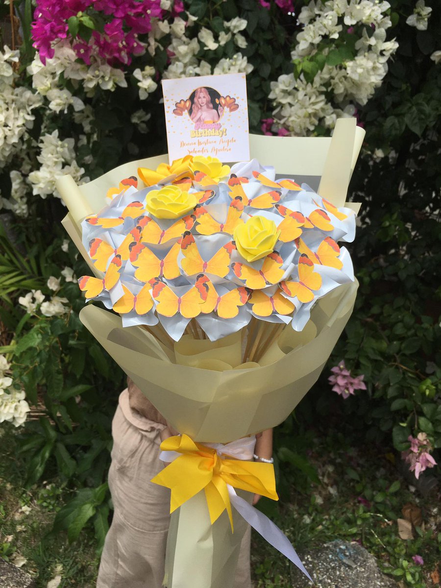 ishielicious_'s tweet photo. Happiest Birthday Our Donna Kristina Angela! 

View message here: https://t.co/Hsfegdfo7f https://t.co/I4Hc6qe4oO