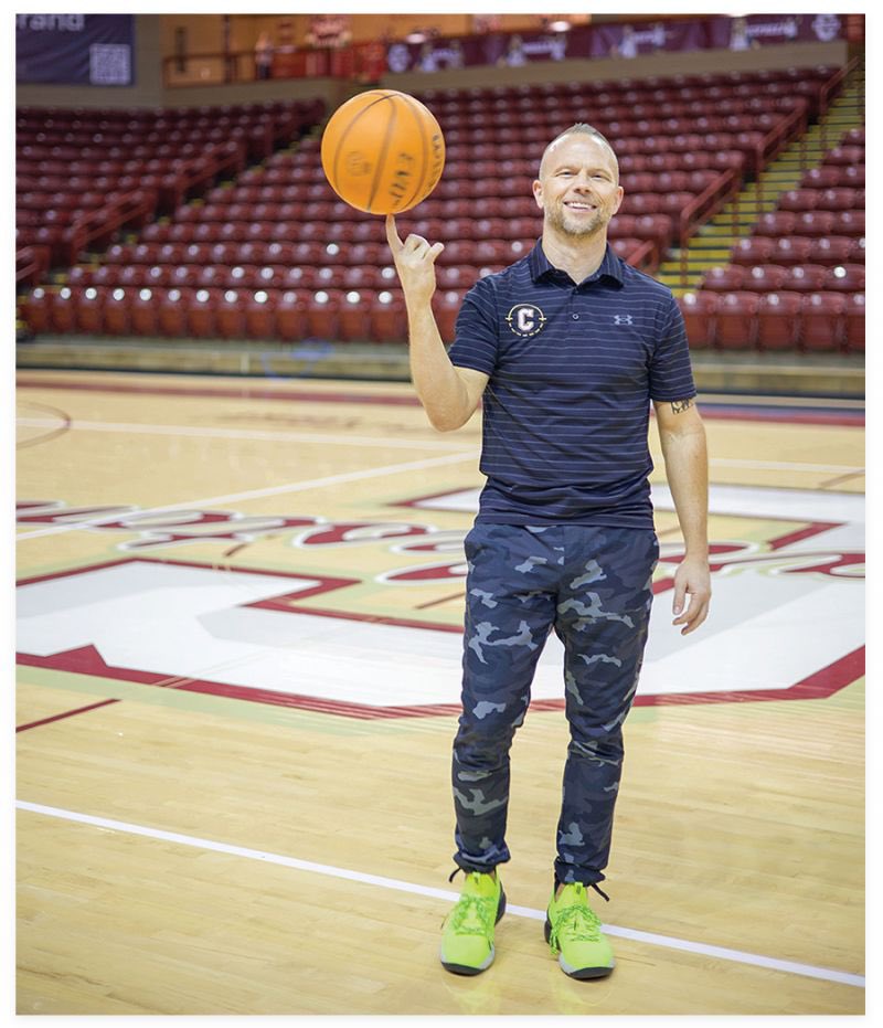 jlightsy7's tweet photo. The next Head Coach of Louisville basketball. How are you all feeling about it? https://t.co/Uw4EaVbzXG