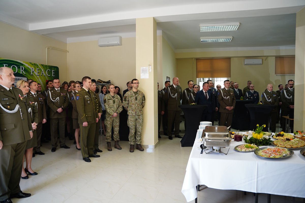 MNBHQ's tweet photo. Today the π±πΉπ΅π±πΊπ¦@MNBHQ family had a great opportunity to celebrate Easter with colleagues, friends and partners, enjoying traditional dishes and sweets in a good company.
Wishing everyone a Happy Easter and joy!
#HolyTime #unitedforpeace #LITPOLUKRBRIG https://t.co/Pa7zp4pPdH