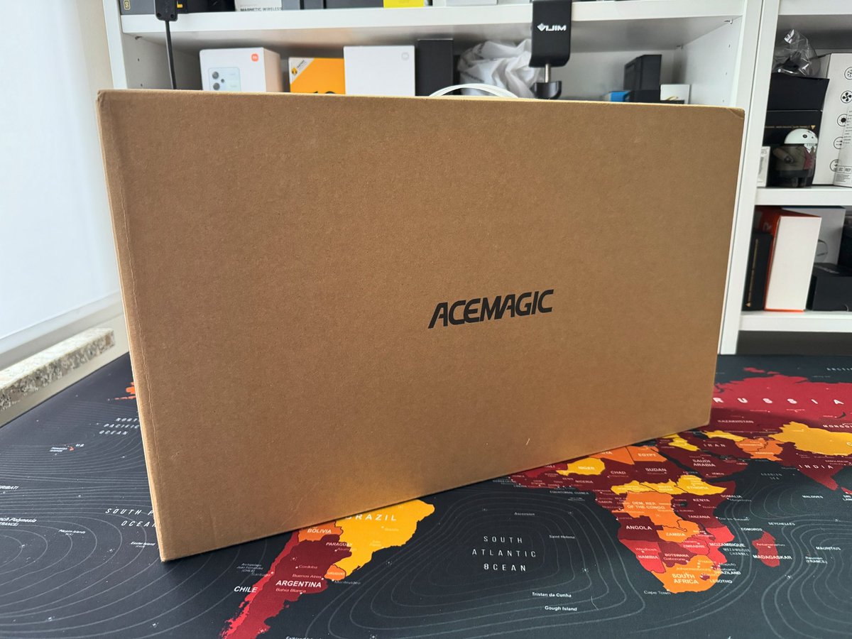 MikyAncona's tweet photo. Grazie ad AceMagic proviamo il bellissimo notebook AX15  @Acemagic_MiniPC
 Processore Intel N95 , 16 gb di ram , 512 gb SSD , display 15” FHD , windows 11 
https://t.co/5Lcge3xDFM 
#mikyancona #acemagic #acemagicax15 #ax15 #laptop #notebook #tech #technews #techblogger #windows11 https://t.co/77IJ5VSAe6