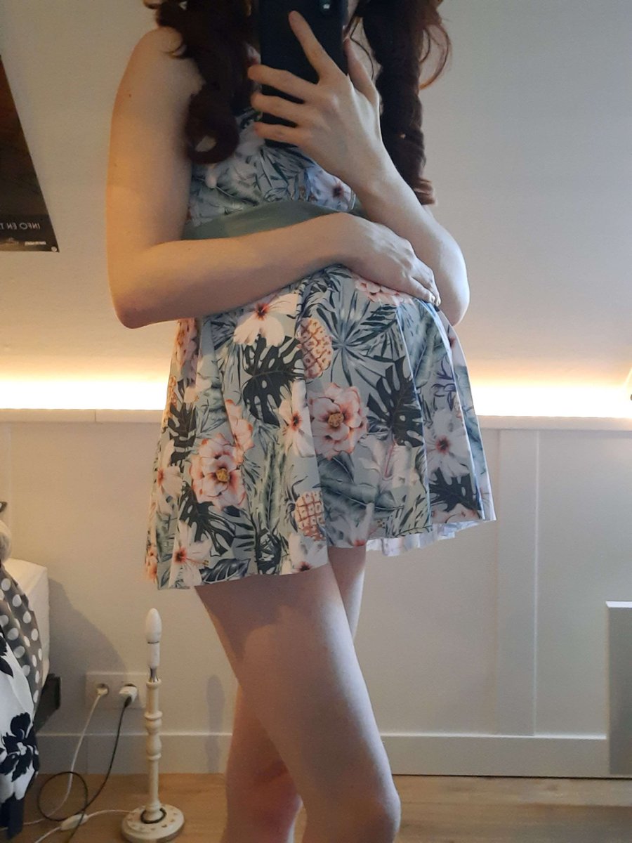 SpazzyPregs's tweet photo. its not summer yet but man I wanna wear this 🤭 https://t.co/Ds6bHIcEaa