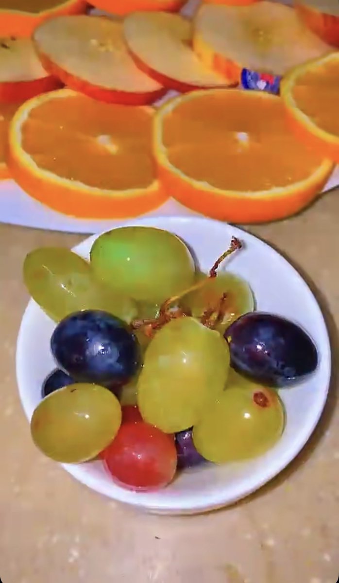 اللهم اجعل لنا لسان صدقٍ يُسمع وعمل حقٍ يُرفع وأجراً مضاعفاً لا ينقطع بفضلك وكرمك يا أكرم الأكرمين اللهم أعنا على ذكرك و شُكرك وحُسن عبادتك  ..
اللهم صل وسلم وبارك على سيدنا محمد