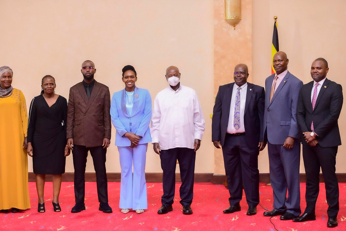 PNyamutoro's tweet photo. Today I took oath as Minister of State for Energy and Mineral Development( Minerals).

Thank you to H.E President @KagutaMuseveni
for believing in my  potential as a young charismatic leader.

This is a win for the youth across the country so let's create some impact here too.
@eddykenzoficial
@MorisMuhindo @HajjatMedina