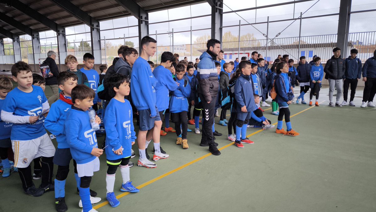 Ciudad Real Deporte (@cr_deporte) on Twitter photo ⚽️ Hoy hemos asistido a la clausura del Campus de Fútbol del <a href="/CDManchegoCReal/">Club Deportivo Manchego</a> 👌🏻 #CiudadRealDeporte ⚽️ Hoy hemos asistido a la clausura del Campus de Fútbol del <a href="/CDManchegoCReal/">Club Deportivo Manchego</a> 👌🏻 #CiudadRealDeporte