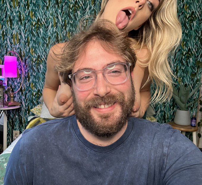 personality pic @SavvySuxx https://t.co/kvcwvyMQYD<a class="tags" href="/tag/savvysuxx">@savvysuxx</a>