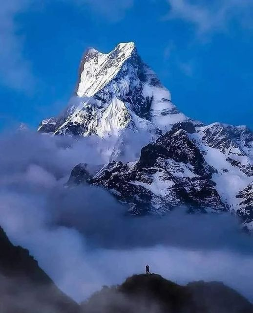 GORSKI_SWIAT's tweet photo. #mountain_world 🏔️ #Himalaje #Machhapuchhare 6,993 m
Kirvanb - Nepal trek... https://t.co/QMTAng9stJ