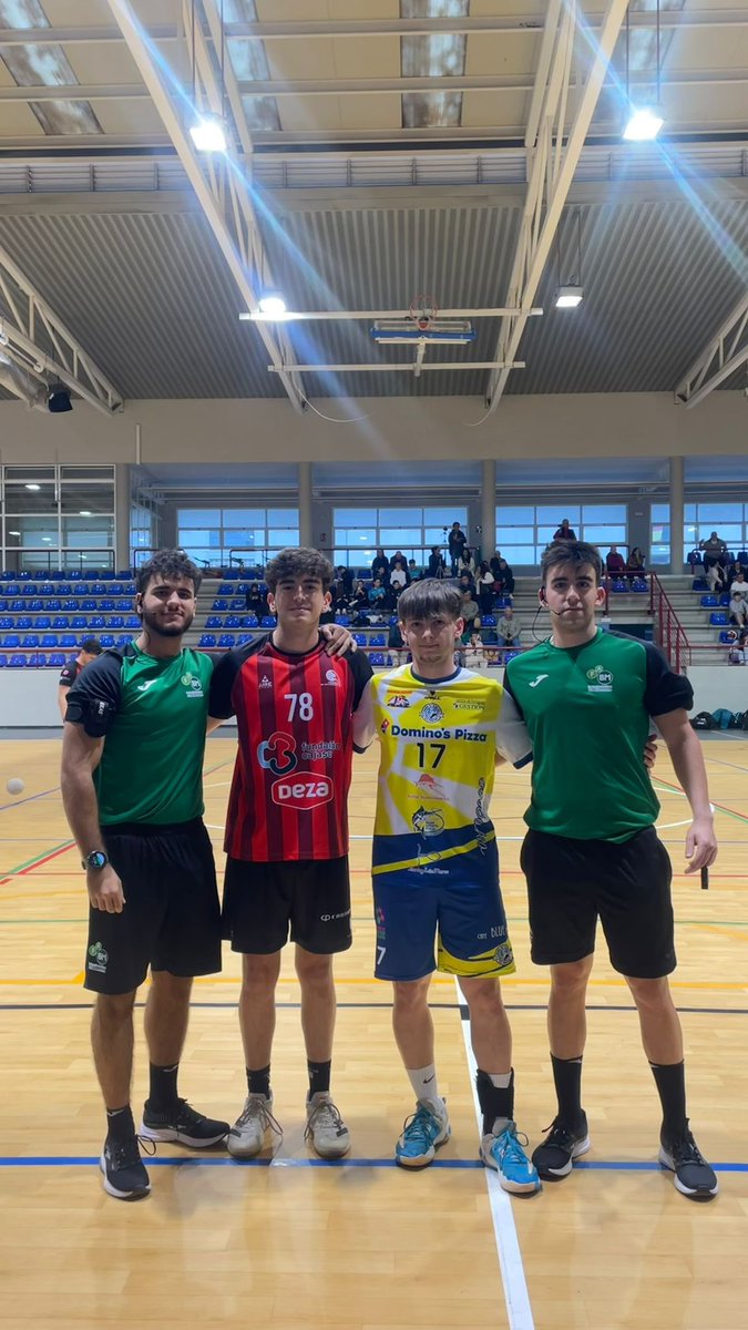 ctafabm's tweet photo. La @CordobaHCup se está convirtiendo en un torneo referente en el panorama balonmanístico. Colegiados andaluces participan en este evento andaluz. https://t.co/TsyPygjsfQ