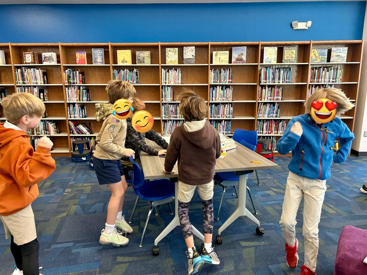RobinPattillo's tweet photo. When your coding works &amp; you hear the music … 🎶 @ProjectReadDISD @DISD_Libraries @LakewoodElement @DrElenaSHill @LEGO_Education https://t.co/nzTcZfzOrr