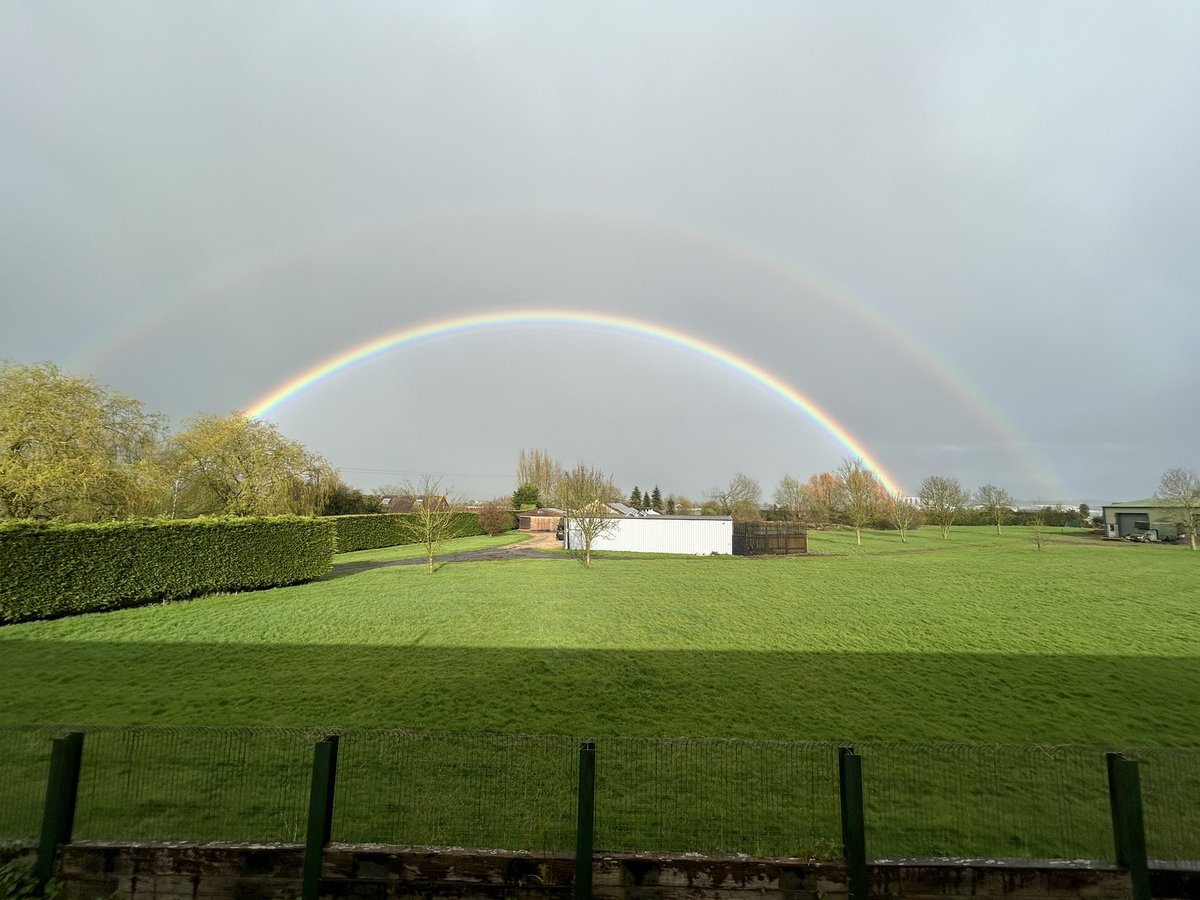 GreenBestLtd's tweet image. Now that’s a rainbow 🌈🌈
We hope you’re having a great week. Please note that we will be closed on Friday and Monday for the bank holiday weekend.