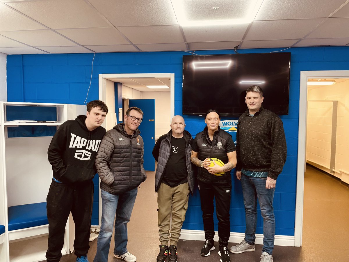 🗣️ A fantastic evening at @WWRLFoundation's Extra Time Group as @JojJojoelle was on hand to share her inspirational story with over 25 attendees! Men can attend the OFFLOAD & Extra Time sessions every Tuesday from 6:30pm at the Halliwell Jones Stadium 🧠🏉
