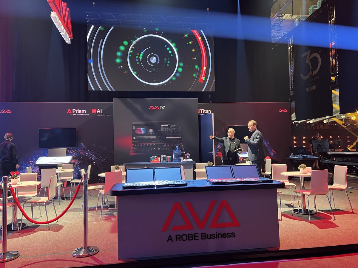 AvolitesLtd's tweet photo. @pls_frankfurt 2024 was a showcase of innovation, notably with the debut of the new Avolites D7 and demonstrations of newly released Titan V17. #Thankyou to everyone who came and visited us on the stand! #Avolites #Prolightsound24 #LightShow #LightingTech https://t.co/Pxdz0l2L2e