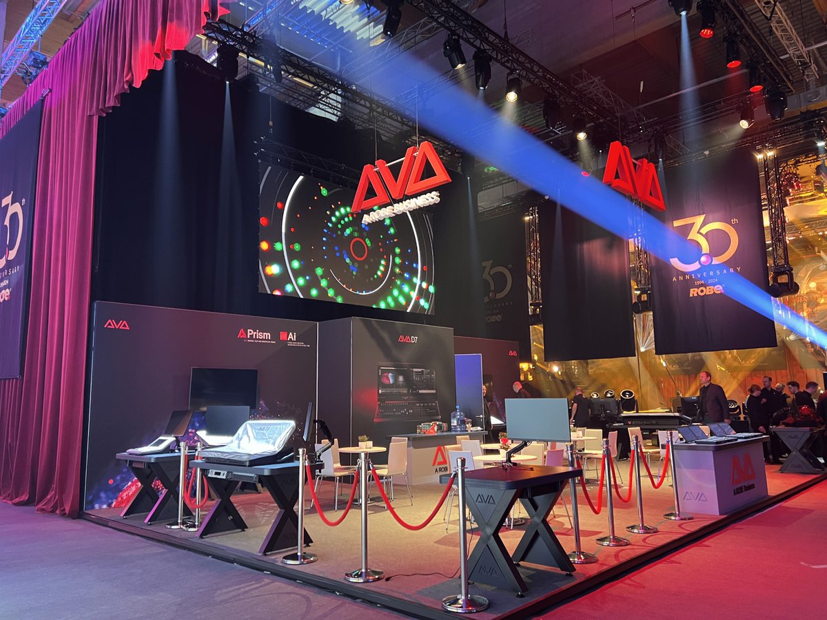 AvolitesLtd's tweet photo. @pls_frankfurt 2024 was a showcase of innovation, notably with the debut of the new Avolites D7 and demonstrations of newly released Titan V17. #Thankyou to everyone who came and visited us on the stand! #Avolites #Prolightsound24 #LightShow #LightingTech https://t.co/Pxdz0l2L2e
