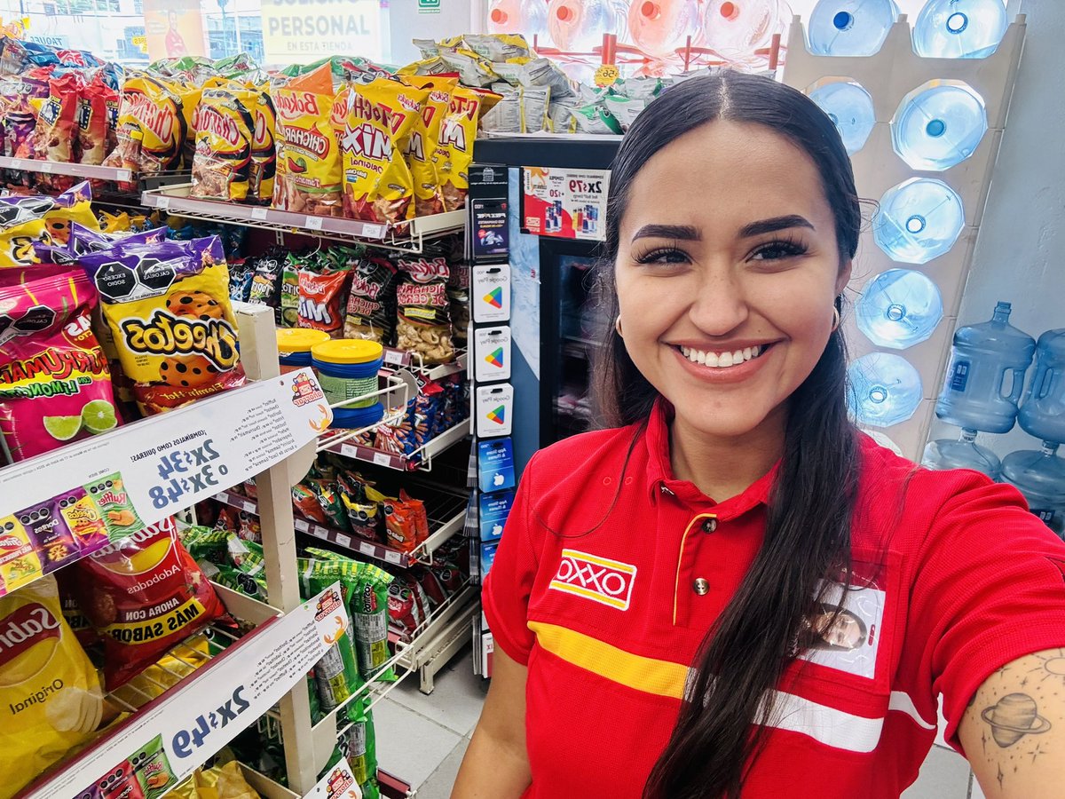 maar_fsm's tweet photo. Mi tienda en tienda 
NL ORIENTE- Plaza Juárez 💛❤️ https://t.co/CwBWJw0aCc