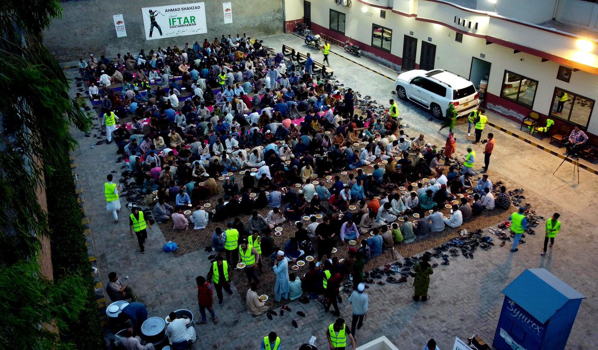 iamAhmadshahzad's tweet photo. Serving humanity… spreading smiles and hope for my people this Ramadan in Faisalabad with Iftar for over 1,000 people. 

#AhmadShahzad #ASF19 https://t.co/kul75HgCAZ