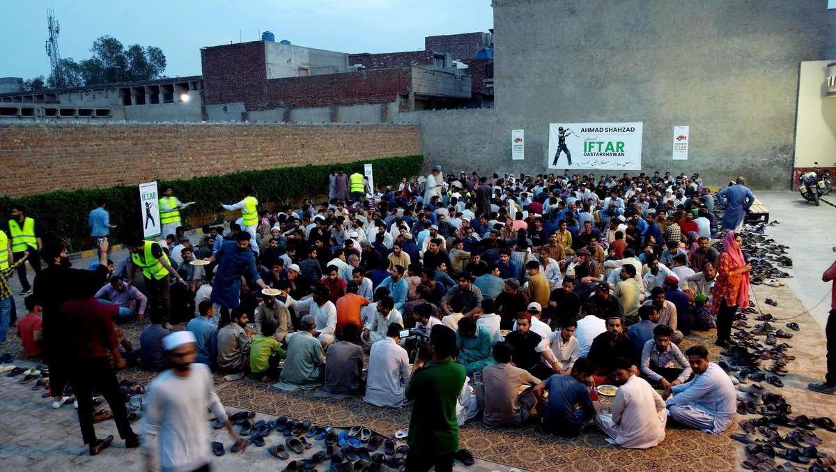 iamAhmadshahzad's tweet photo. Serving humanity… spreading smiles and hope for my people this Ramadan in Faisalabad with Iftar for over 1,000 people. 

#AhmadShahzad #ASF19 https://t.co/kul75HgCAZ