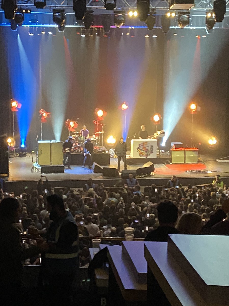Jonesy723's tweet photo. @liamgallagher @ThisIsTheMusic2 brilliant https://t.co/swX2SodWMV
