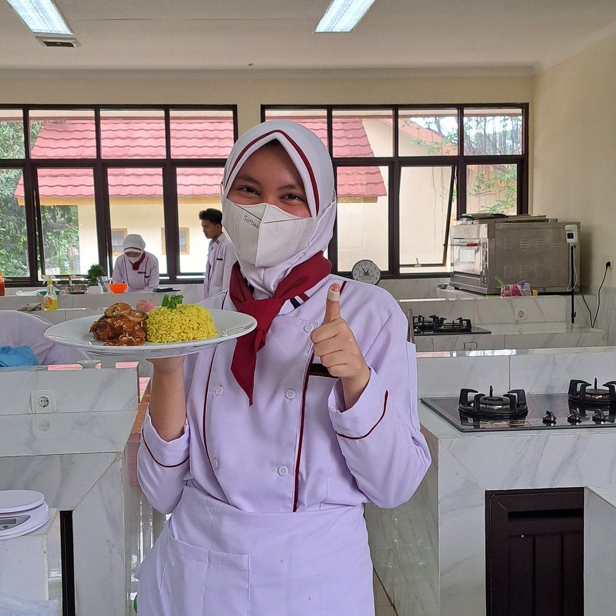 hecseungg's tweet photo. Halo manajemen industri jasa makanan dan gizi vokasi ipb 61, ini prodi kalian ya🤠 https://t.co/M6c9BEsnPb
