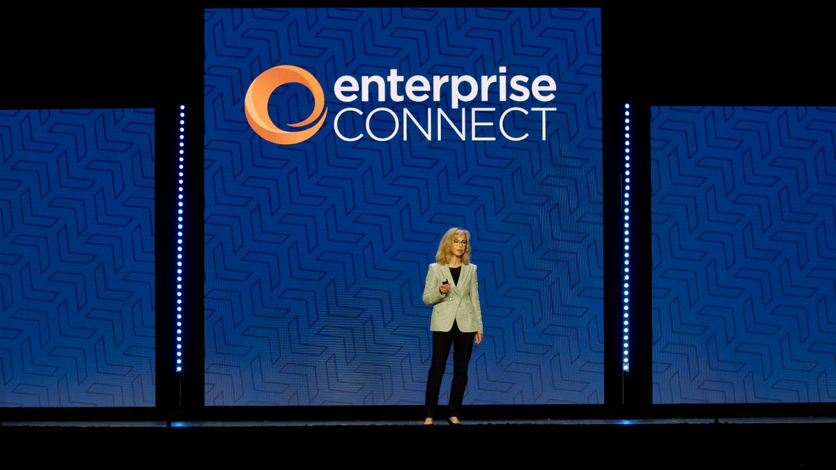 RingCentral tweet media