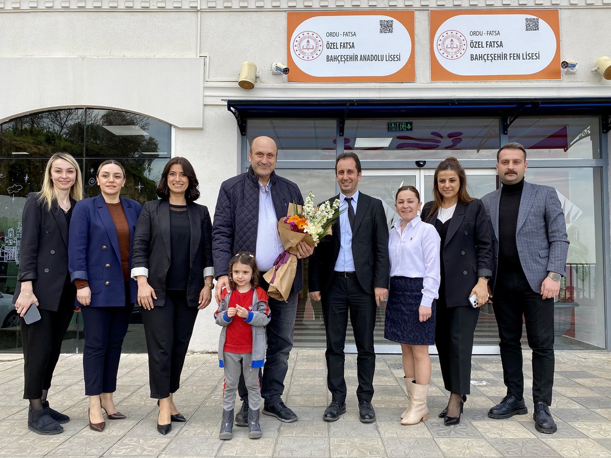 BahcesehirFatsa's tweet photo. SODİMER Başkanı Prof. Dr. Levent Erarslan’ı okulumuzda ağırladık.
Nazik ziyareti ve değerli paylaşımları için kendisine teşekkür ederiz. https://t.co/0vW6vwlNdJ