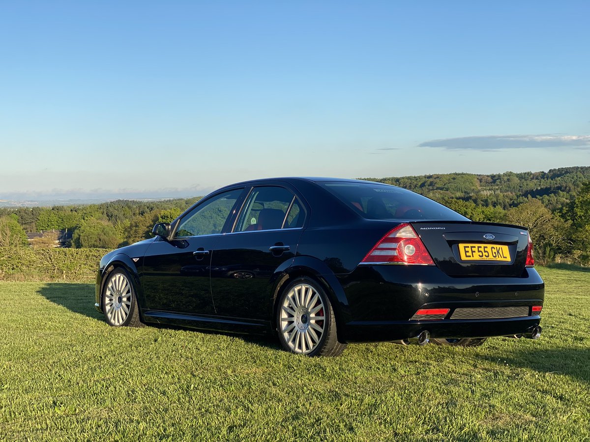 FoxPigs's tweet photo. @HubNutVids After the Rustival weather and last weekend's sun, I was considering bringing the Mondeo ST220 out of winter hibernation early. Looking at the wet forecast I'm going to stick to the plan and wait for May to arrive. https://t.co/T2hJwUUKtw