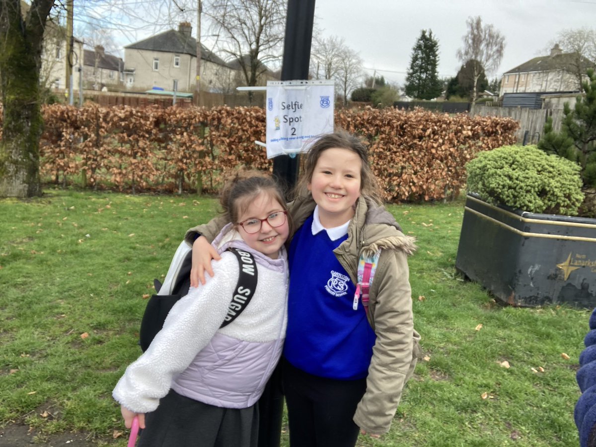 daveslate's tweet photo. On the way home Weds, park and stride for S as usual, M walking back home (and bonus pupil in background of the distant one!) One day to go! #marchintospring @GartcoshPS  @jennixfer15 @clanearl https://t.co/ipvpuDR8pw