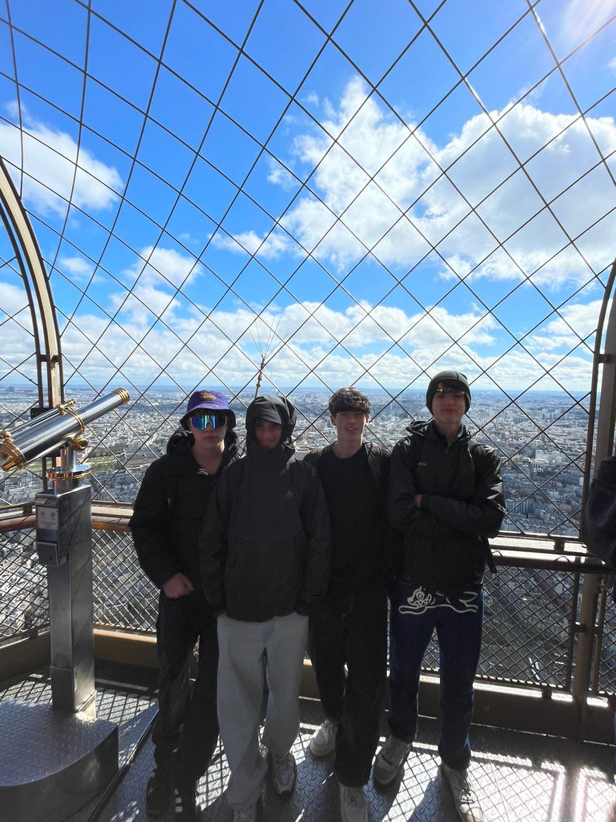 HamptonFrench tweet media