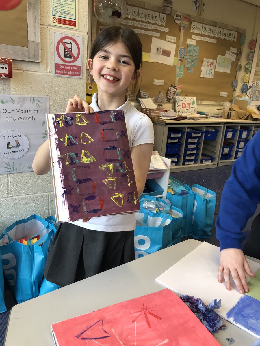 Class 3/4S tweet media