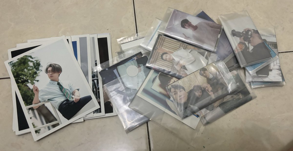 0318_zip's tweet photo. 🚨 PENGUMUMAN 🚨

Utk Melody yg nonton di BCP hari Jumat (29/03), seperti yg ku janjiin, aku akan bawa postcards &amp; freebies lainnya. Ini buat 20 orang saja~ 

Lokasi: 🏀🏀🏀
Waktu: TBA

Sampai ketemu Jumat nanti!
#BTOB #비투비 @btobproject_id @BTOBIndonesia https://t.co/B5sQPUJfOr