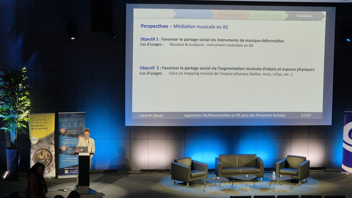 Dernière présentation de la journée 
« Explorer des Approches Multisensorielles en Réalité Etendue pour des Enfants Autistes: Améliorer le Bien-Etre et Évaluer la Perception Sonore » — prix thèse de l'<a href="/afihm/">AFIHM</a> décerné à Valentin Bauer, <a href="/UnivParisSaclay/">Université Paris-Saclay</a>, <a href="/CNRS/">CNRS 🌍</a>, LISN, Equipe VENISE
