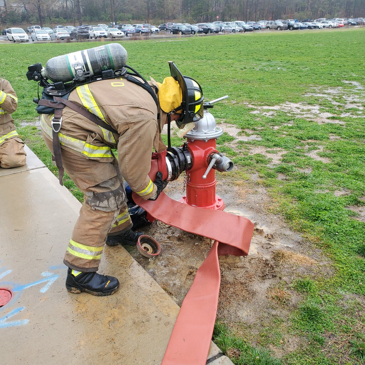 ChccsFire's tweet image. Sometimes we train in the sunshine. Sometimes we train in the rain. @KBreweur @chccs @ChapelHillFD @CarrboroFire @CTEforNC