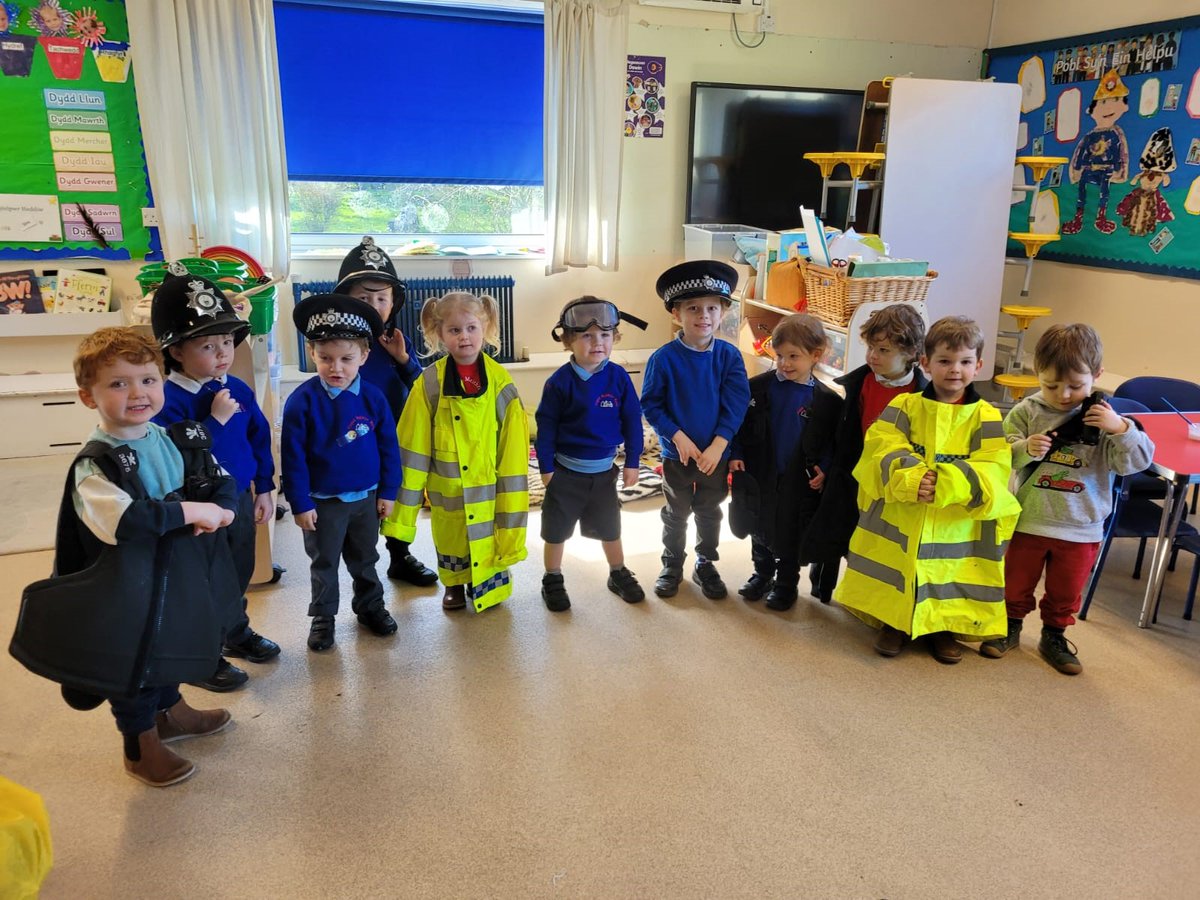 NWP Rural Crime Team/Tîm Troseddau Cefn Gwlad HGC tweet media