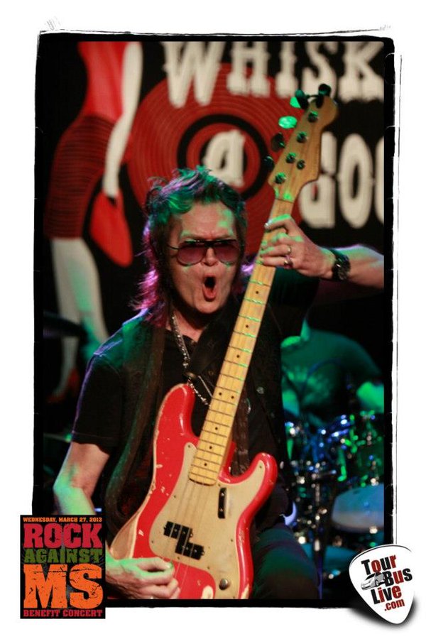 GH_Tourography's tweet photo. #OnThisDay in 2013, Glenn Hughes @glenn_hughes played LIVE @RockAgainstMS64 Benefit Concert @TheWhiskyAGoGo in Hollywood, California, #USA 🇺🇸 #GlennHughes #RockAgainstMS https://t.co/FBbnQtJZjx