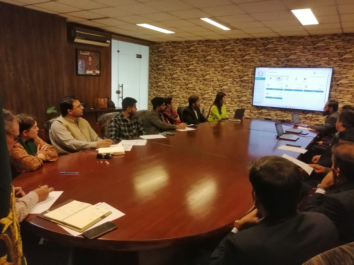 NationalITBoard's tweet photo. Demo session was held at NITB on 27th March, 2024 which was attended by National Assembly representatives. 
NITB PICEP team delivered an in-depth demonstration of the software modules they had developed indigenously.
#DigitalTransformation #DigitalParliament #NITB https://t.co/UBKkcObdih