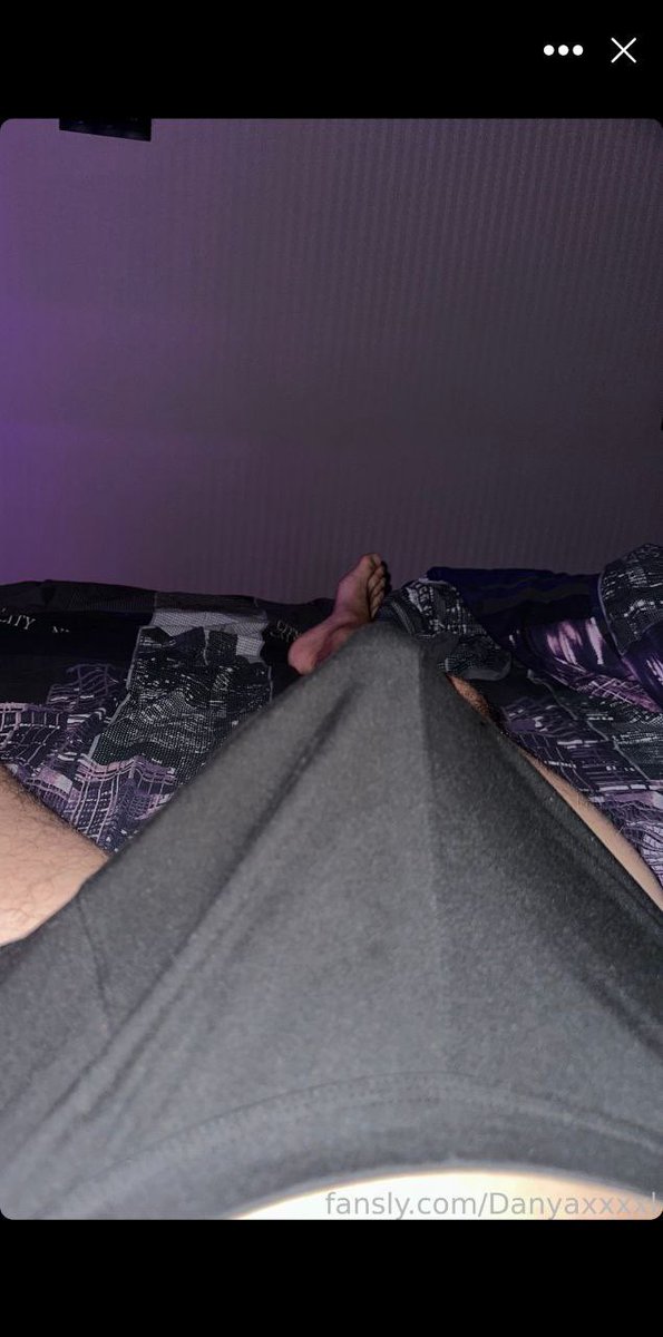 Tae_kook_br's tweet photo. danya pyatygin 🍆🤤 https://t.co/Fxu0C2gGS9