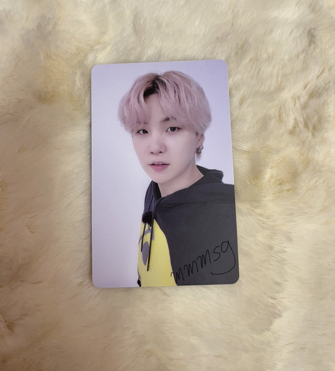 mmmsg__'s tweet photo. WTS

การ์ดบั้มญี่ปุ่น ยุนกิ
I need you 850฿
I need you christmas 3500฿

Fanmeet japan vol.3  8500฿
luckydraw hybe butter  1150฿

LYS มินิฟตก แทยุนกิ สองใบ 350฿

#การ์ดบังทัน #ตลาดนัดบังทัน 
#การ์ดยุนกิ #ปล่อยของสะสมบังทัน 
wts ตามหา suga คิมินิ หูแมว kimini https://t.co/QyUIVBZBsX