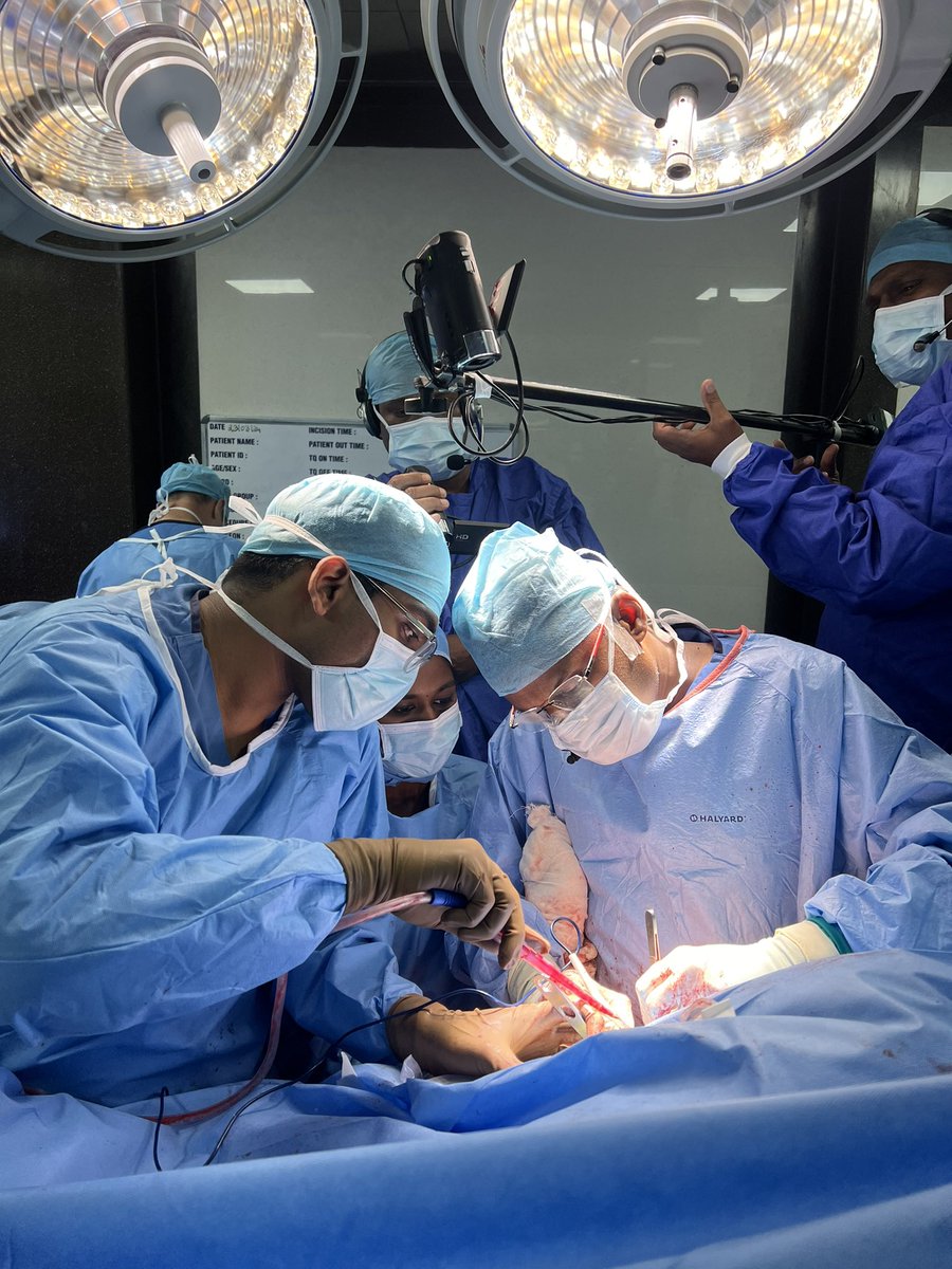 _RamChidambaram's tweet image. Happy to launch Arthrex’s new VIP Reverse shoulder system in India, this being the first live surgery demo of the system in India at GAC, Coimbatore.
This has multiple implant options and comes with Virtual Implant Positioning (VIP) & a customisable guide to improve accuracy.