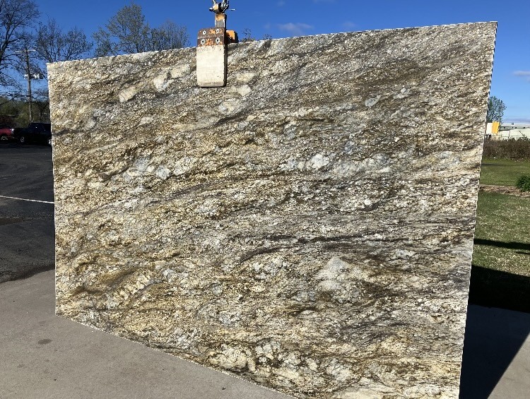 AlphaCounterTop's tweet photo. New colors delivered today! #granite
#granitecountertops #alphacountertops #doneinadaybeautifulforlife https://t.co/KNyxNgef79