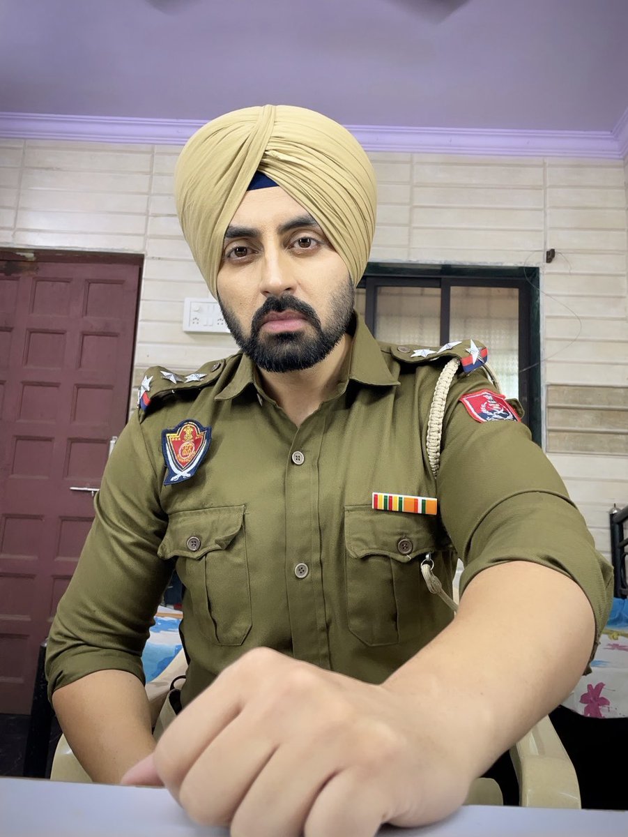 SimarjeetNagra's tweet photo. Men In Uniform 
Punjab Police Officer Look For New #Webseries @NetflixIndia #sikhactor #police #bollywood #actor https://t.co/cMOQbfNYYv