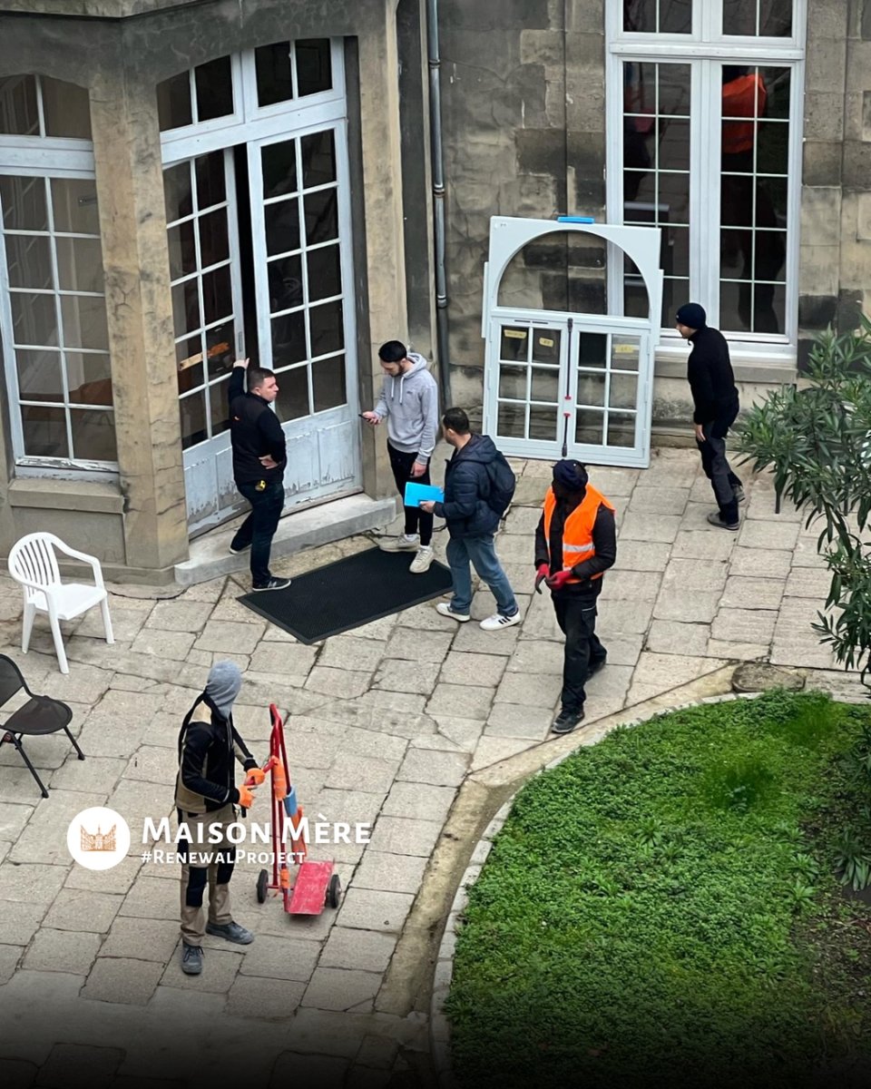 cmmaisonmere's tweet image. The renovation continues. Our efforts press on, aimed at better serving those in need. 

We will keep going, and we want you to join us.

We welcome your gift to help keep this renovation moving forward. 

cmmaisonmere.org/en/donate/

#CongregationOfTheMission #MaisonMère #FamVin