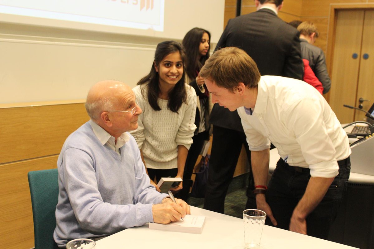 Adam Růžička tweet media