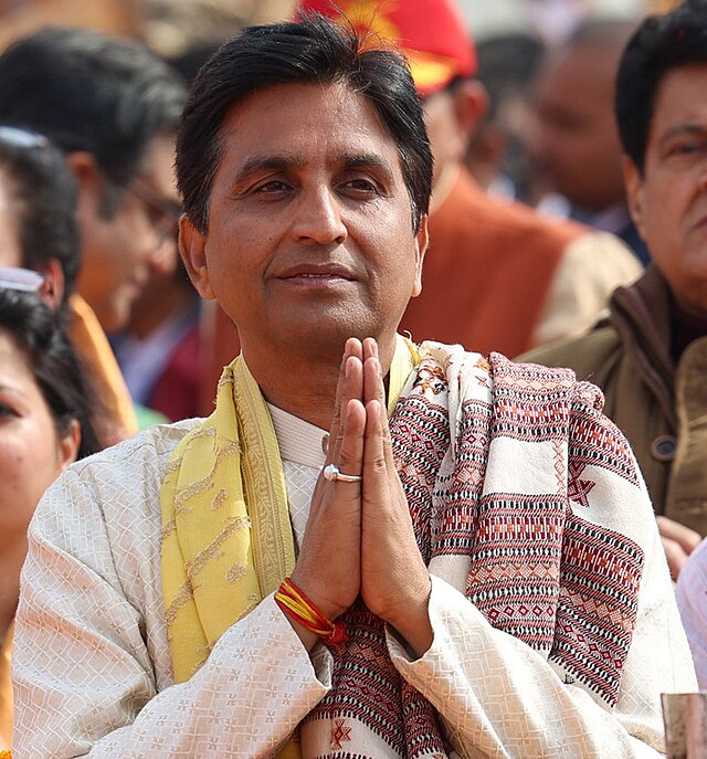 SoniyaSinghSays's tweet photo. जिस तरह से आज हमें अपनों की जरूरत है उस तरह से आज अगर इन तीनों को बेशक राज्यसभा ही दे दी होती ,तो शायद हमें बाहर से नेता लाने की जरूरत नहीं पड़ती,और 100% गारंटी के साथ ये कहती हूं कि धोखा देकर नहीं जाते
#WeNeedAllOfYou #MyThink
@DrKumarVishwas @_YogendraYadav @pbhushan1 https://t.co/IMkyQznFt9